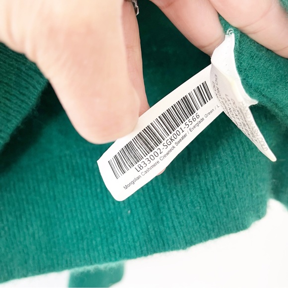 Quince Mongolian Cashmere Crewneck Sweater in Everglade Green - Picture 8 of 10